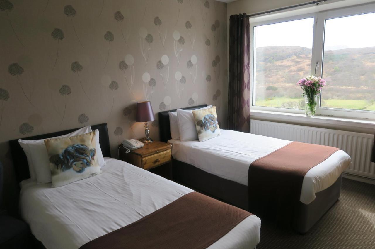 Ben Loyal Hotel Tongue Kültér fotó